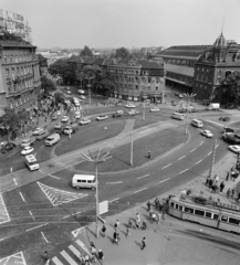 Magyarország, Budapest XIII.,Budapest VI., Nyugati (Marx) tér, szemben a Westend-ház és a Nyugati pályaudvar., 1976, UVATERV, Budapest, Fortepan #139957