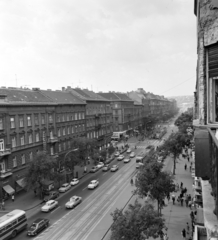 Magyarország, Budapest V.,Budapest XIII., Szent István körút a Margit híd felé nézve, középen balra a Nagy Ignác utca torkolata., 1976, UVATERV, Budapest, Fortepan #139965