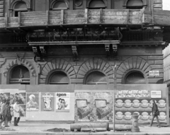 Magyarország, Budapest V., Bajcsy-Zsilinszky út 46., jobbra a Nagysándor József (Nagy Sándor) utca, a felvétel a ház bontása előtt készült., 1981, UVATERV, Budapest, Fortepan #140051