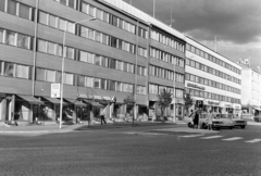 Finland, Oulu, Hallituskatu a Mäkelininkatu felől a Koulukatu felé nézve., 1965, Németh Tamás, Fortepan #140171