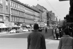 Austria, Vienna, Mariahilfer Strasse a Webgasse torkolatánál, szemben balra a Zieglergasse torkolata., 1965, Németh Tamás, Fortepan #140225