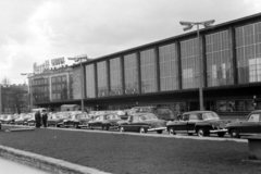 Ausztria, Bécs, Europaplatz, jobbra a Westbahnhof., 1964, Németh Tamás, neonreklám, pályaudvar, modern építészet, Persil-márka, Robert Hartinger-terv, Josef Wöhnhart-terv, Franz Xaver Schlarbaum-terv, Fortepan #140243