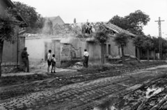 Hungary, Jászberény, a Táncsics Mihály utca 11. bontása a Bercsényi út felől nézve., 1959, Morvay Kinga, demolition, Fortepan #140543