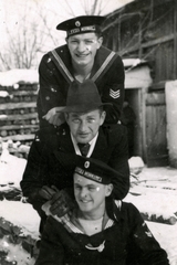 Croatia, Vinkovci, 1943, Morvay Kinga, three people, men, sailor cap, sailor blouse, Fortepan #140619