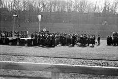 Ukrajna, Kijev, Német Stadion (korábban Balitszkij Dinamo Stadion, ma Valerij Lobanovszkij Dinamo Stadion). A 2. magyar hadsereg hadműveleti területről való kivonásának alkalmából rendezett ünnepség és tábori mise., 1943, Miklós Lajos, liturgia, stadion, 39M Csaba, Schützenpanzer Marder, Weiss Manfréd-márka, páncélautó, Fortepan #140787