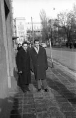 Bulgária, Szófia, Georgi Sz. Rakovszki utca a Felszabadító cár körút felé nézve. A háttérben a II. VH. előtti Központi Katonai Klub épülete., 1959, Szent-tamási Mihály, Fortepan #14096