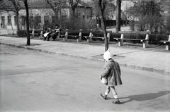 Magyarország, Budapest X., Szent László tér, szemben, kissé jobbra az Állomás utca torkolata., 1943, Miklós Lajos, Budapest, Fortepan #141054