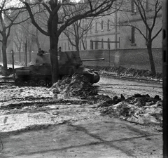 Magyarország, Budapest IX., Üllői út 133-135. Ferenc József gyalogsági laktanya., 1942, Miklós Lajos, 40M Nimród, Budapest, Fortepan #141112