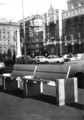 Magyarország, Budapest V., Vigadó tér, jobbra a Vigadó., 1974, Hlatky Katalin-Főkert, Budapest, Fortepan #141396