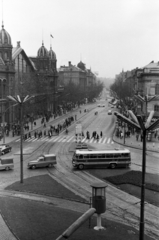 Magyarország, Budapest VI., Nyugati (Marx) tér, szemben a Nyugati pályaudvar és a Teréz (Lenin) körút., 1969, Péterffy István, Budapest, Fortepan #141732