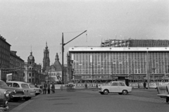 Németország, Drezda, Altmarkt a Wilsdruffer Strasse (Ernst-Thälmann-Strasse) és a Kulturpalast felé nézve., 1969, Péterffy István, NDK, Fortepan #141746