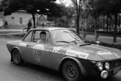 Magyarország, Üllő, Pesti út, háttérben az Ócsai út. München - Bécs - Budapest nemzetközi autós rallye., 1969, Péterffy István, olasz gyártmány, autóverseny, Lancia Fulvia, Fortepan #141795