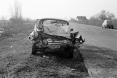 Hungary, 40-es út Cegléd és Ceglédbercel között., 1970, Péterffy István, accident, Skoda-brand, wreck, number plate, untitled, Fortepan #142515