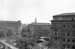 Ausztria, Bécs, kilátás a Museumstrasse 7 számú házból, balra a Schmerlingplatz, háttérben a Városháza tornya., 1936, Csontos Péter, Fortepan #14256