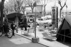 Hungary, Cegléd, Kossuth tér, az áruház előtti "campingkiállítás"., 1970, Péterffy István, bicycle, Fortepan #142609