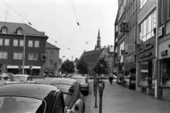 Németország, Ulm, a Münsterplatz a Neue Straße felé nézve, a háttérben a Rathaus., 1975, Chuckyeager tumblr, parkolóóra, Fortepan #142835