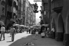 Ausztria, Innsbruck, Herzog Friedrich Strasse., 1975, Chuckyeager tumblr, Fortepan #142836