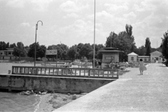 Magyarország, Balatonföldvár, kikötő, park a hajóállomásnál., 1961, Chuckyeager tumblr, Fortepan #143000