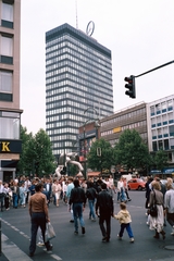 Németország, Berlin, Nyugat-Berlin, Tauentzienstrasse a Nürnberger Strasse felől., 1988, Chuckyeager tumblr, színes, Nyugat-Berlin, Fortepan #143096