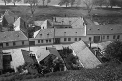 Magyarország, Esztergom, kilátás a Bazilikától a Duna felé, előtérben a Berényi Zsigmond utca házsora., 1960, Chuckyeager tumblr, háztető, Fortepan #143239