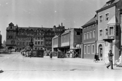 Poland, Poznań, Stary Rynek, a háttérben balra az ulica Paderewskiego torkolata., 1962, Chuckyeager tumblr, Fortepan #143506