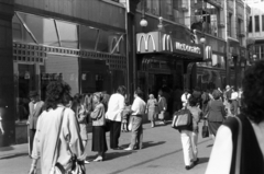 Magyarország, Budapest V., a Régi posta utca Aranykéz utca - Váci utca közötti szakasza., 1988, Chuckyeager tumblr, Budapest, McDonald's-márka, rendszerváltás, Fortepan #143550