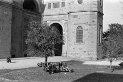 Hungary, Esztergom, a felvétel a Bazilika mellett a déli oldaltornynál készült., 1957, Chuckyeager tumblr, motorcycle with sidecar, Fortepan #143583