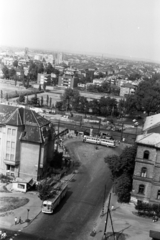 Magyarország, Budapest XIV., kilátás az Erzsébet királyné útjától, a Mexikói úti aluljárónál lévő troli végállomás felé. Távolabb a Columbus utca házai., 1966, Chuckyeager tumblr, trolibusz, Budapest, Fortepan #143870