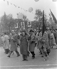 Magyarország, Budapest XIV., Ötvenhatosok tere (Felvonulási tér), május 1-i felvonulás., 1960, Szent-tamási Mihály, felvonulás, május 1, Budapest, Fortepan #14391