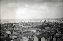 Magyarország, Szeged, kilátás a Fogadalmi templom tornyából, középen a Széchenyi tér és a Szent István téri víztorony., 1940, Sattler Katalin, Fortepan #146251