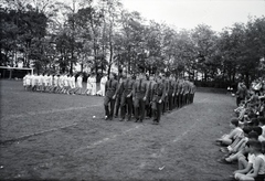 Magyarország,Szentendrei-sziget, Tahitótfalu, a Budapesten működő német birodalmi iskola sportrendezvénye a Pokol csárda melletti sportpályán., 1940, Sattler Katalin, levente, Fortepan #146258