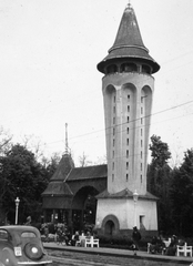 Szerbia, Palics, Víztorony., 1942, Négyesi Pál, Fiat-márka, olasz gyártmány, szecesszió, víztorony, automobil, Fiat 1100B, Komor Marcell-terv, Art Nouveau, Jakab Dezső-terv, Fortepan #14795