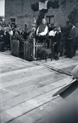 Hungary, Budapest XIV., Kassai tér, kereszt elhelyezése a felépítendő Szentlélek-templom számára kijelölt telken., 1935, Barbjerik Ferenc, priest, Budapest, Fortepan #148206