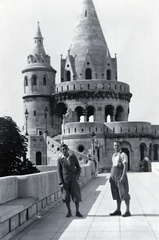 Hungary, Halászbástya, Budapest I., 1937, Barbjerik Ferenc, men, Frigyes Schulek-design, breech, double portrait, suspenders, Budapest, Fortepan #148251