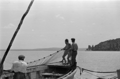 Magyarország,Balaton, halászok Tihany közelében., 1953, Barbjerik Ferenc, halászháló, Fortepan #148364