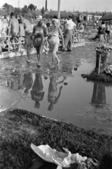 Hungary, Budapest XIII., Dagály (Szabadság) fürdő., 1958, Barbjerik Ferenc, Budapest, puddle, reflection, Fortepan #148505