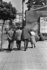 Bulgária, Szófia, ulica Car Kalojan, szemben a Győzedelmes Szent György körtemplom (Rotunda Szveti Georgi Pobedonoszec) az Elnöki Palota udvarában., 1959, Barbjerik Ferenc, Fortepan #148529