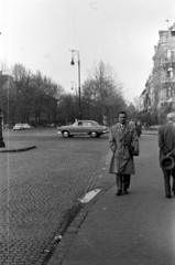 Magyarország, Budapest VI., Andrássy út (Népköztársaság útja) a Kodály köröndnél (Körönd), a Hősök tere felé nézve., 1963, Barbjerik Ferenc, Budapest, Fortepan #148681