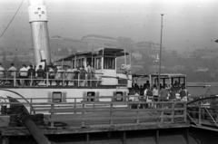 Hungary, Budapest V., pesti alsó rakpart, Vigadó téri hajóállomás., 1962, Barbjerik Ferenc, Budapest, Fortepan #148704