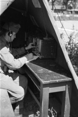 1942, Barbjerik Ferenc, tent, second World War, soldier, headset, radio operator, Fortepan #148879