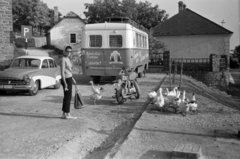 Magyarország,Balaton, Tihany, Visszhang utca, balra a Batthyány utca., 1961, Fortepan/Album027, autóbusz, motorkerékpár, Wartburg-márka, Wartburg 311/312, Fortepan #148942