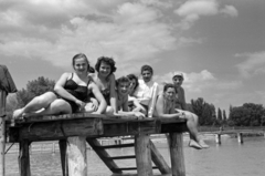 Hungary, Balatonalmádi, Wesselényi strand., 1957, Fortepan/Album027, tableau, pier, Fortepan #149005