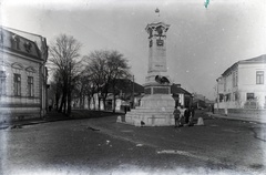 Románia, Pitești, az 1877-78-as Orosz-Török háború emlékműve a Strada Victoriei és a Calea Craiovei sarkán., 1922, Tóth Árpád, tér, Fortepan #149388