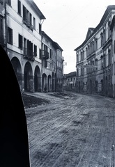 Olaszország, Conegliano, Via XX Settembre., 1917, Tóth Árpád, utcakép, Fortepan #149486