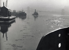 Hungary, Budapest V.,Budapest I., a Széchenyi Lánchíd a Dunáról, a Parlament felől nézve., 1935, Szöllősy Kálmán, bridge, river, barge, Danube, Budapest, Fortepan #149502