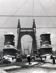 Magyarország, Budapest I., Erzsébet híd budaii hídfő, Pest felé nézve., 1939, Szöllősy Kálmán, tél, híd, Budapest, Duna-híd, Fortepan #149503