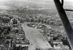 Ukrajna, Harkov, légifotó, középpontban a Szabadság (Dzerzsinszkij) tér., 1943, Varga Csaba dr., légi felvétel, egyetem, konstruktivizmus, Szergej Szavics Szerafimov-terv, Szamuil Mironovics Kravec-terv, Mark Davidovics Felger-terv, Marija Zandberg-Serafimova-terv, Fortepan #150839