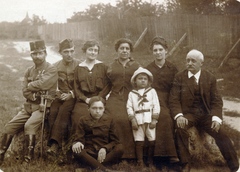 1917, Bujdosó Géza, family, tableau, sailor blouse, generations, soldier, Fortepan #151367