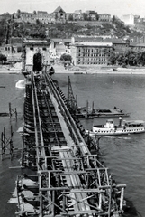 Magyarország, Budapest I., a Széchenyi Lánchíd az újjáépítéskor a Clark Ádám tér és az Alagút felé nézve., 1949, Bujdosó Géza, hídépítés, Budapest, függőhíd, Duna-híd, William Tierney Clark-terv, Fortepan #151427