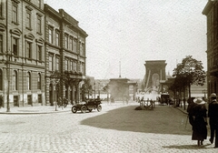 Magyarország, Budapest I., Clark Ádám tér, szemben a Széchenyi Lánchíd., 1917, Tarbay Júlia, automobil, Budapest, Fortepan #151644